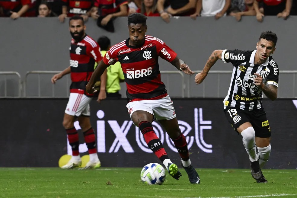 Bruno Henrique em Flamengo x Santos, jogo que iniciou a investigação ? Foto: Agif